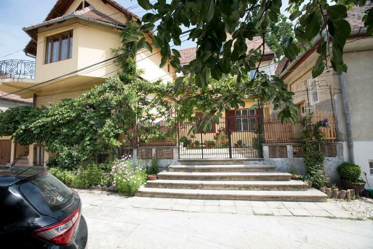 Apartament Central Deal Sibiu Exterior photo